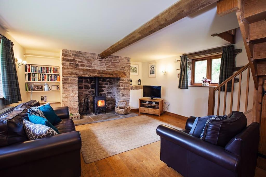 Cabalva Mill Cottage - Very Private And With Views Over The River Wye Clifford Extérieur photo